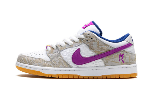NIKE SB DUNK LOW "RAYSSA LEAL"