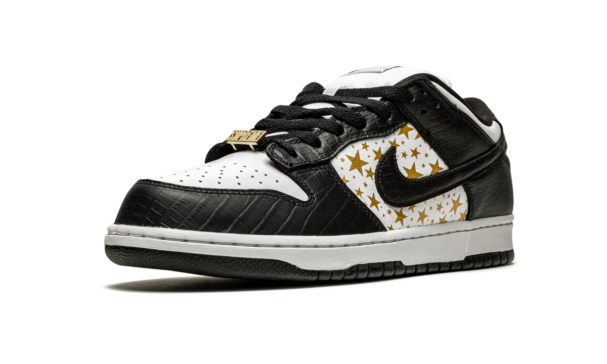 Nike SB Dunk Low "Supreme - Stars" Black