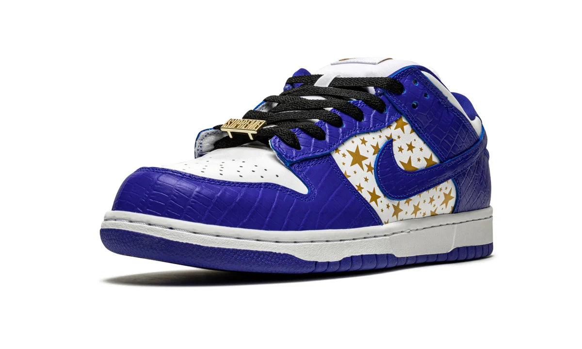 Nike SB Dunk Low "Supreme - Stars" Hyper Royal
