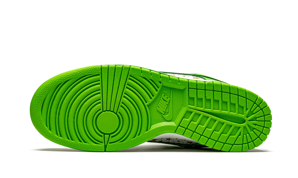 Nike SB Dunk Low "Supreme - Stars" Green