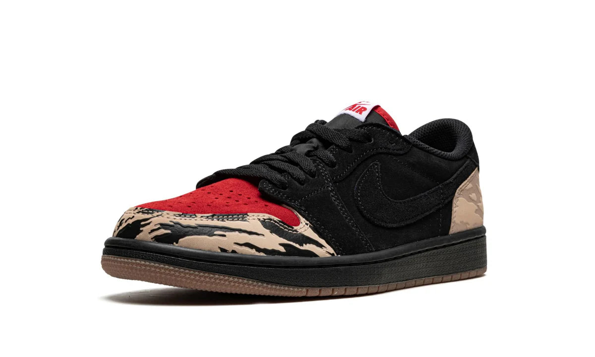 Jordan 1 Retro Low "SoleFly"