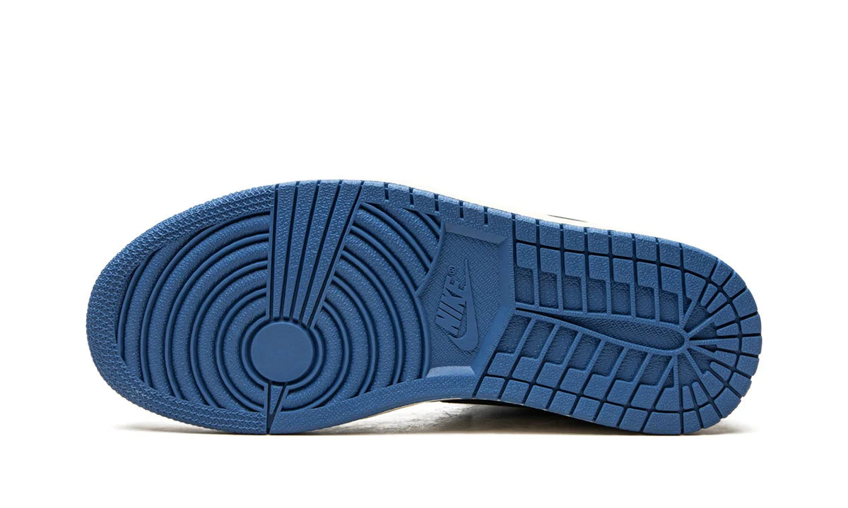 Jordan 1 Retro High Fragment x "Travis Scott"